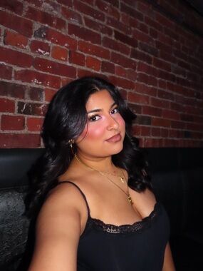 Meet your Posher, Siddhi